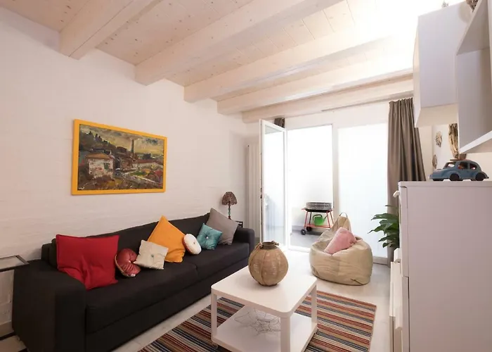 アパート Happy House *