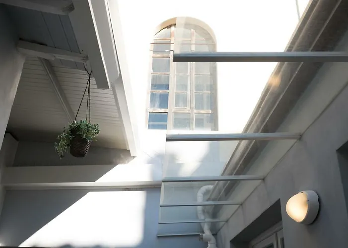 Happy House アパート