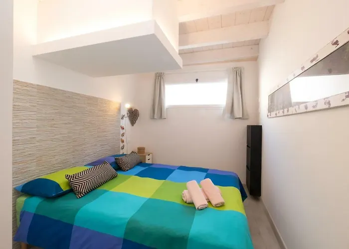 Happy House アパート *