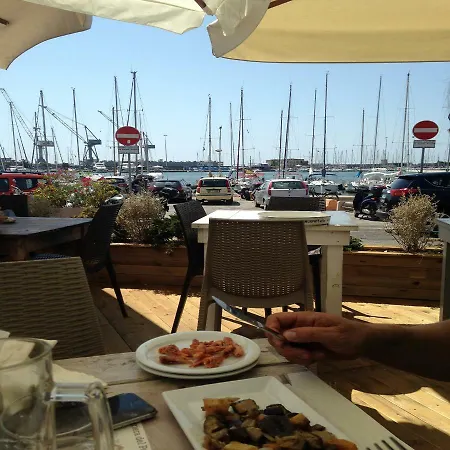 Διαμέρισμα Happy House